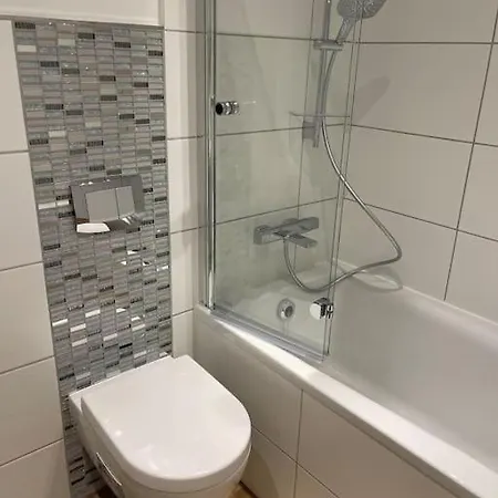 2 Zi Sonnenwohnung Mit Luxuskueche In Der Maritim Residenz Bellevue An Der Ostsee In Kiel