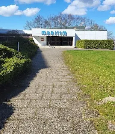 2 Zi Sonnenwohnung Mit Luxuskueche In Der Maritim Residenz Bellevue An Der Ostsee In Kiel