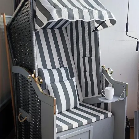 2 Zi Sonnenwohnung Mit Luxuskueche In Der Maritim Residenz Bellevue An Der Ostsee In Appartamento Kiel