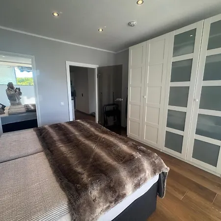 2 Zi Sonnenwohnung Mit Luxuskueche In Der Maritim Residenz Bellevue An Der Ostsee In Kiel